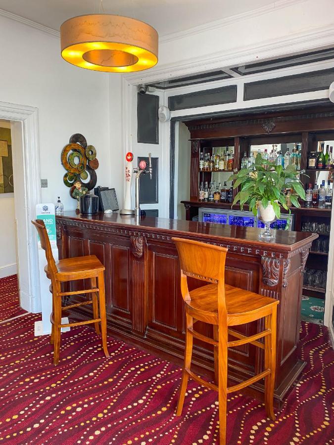 The Broadway Hotel Llandudno Bagian luar foto