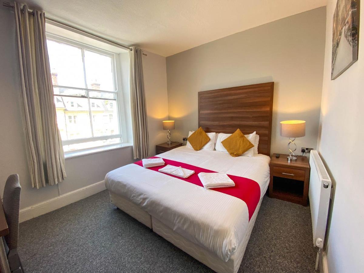 The Broadway Hotel Llandudno Bagian luar foto