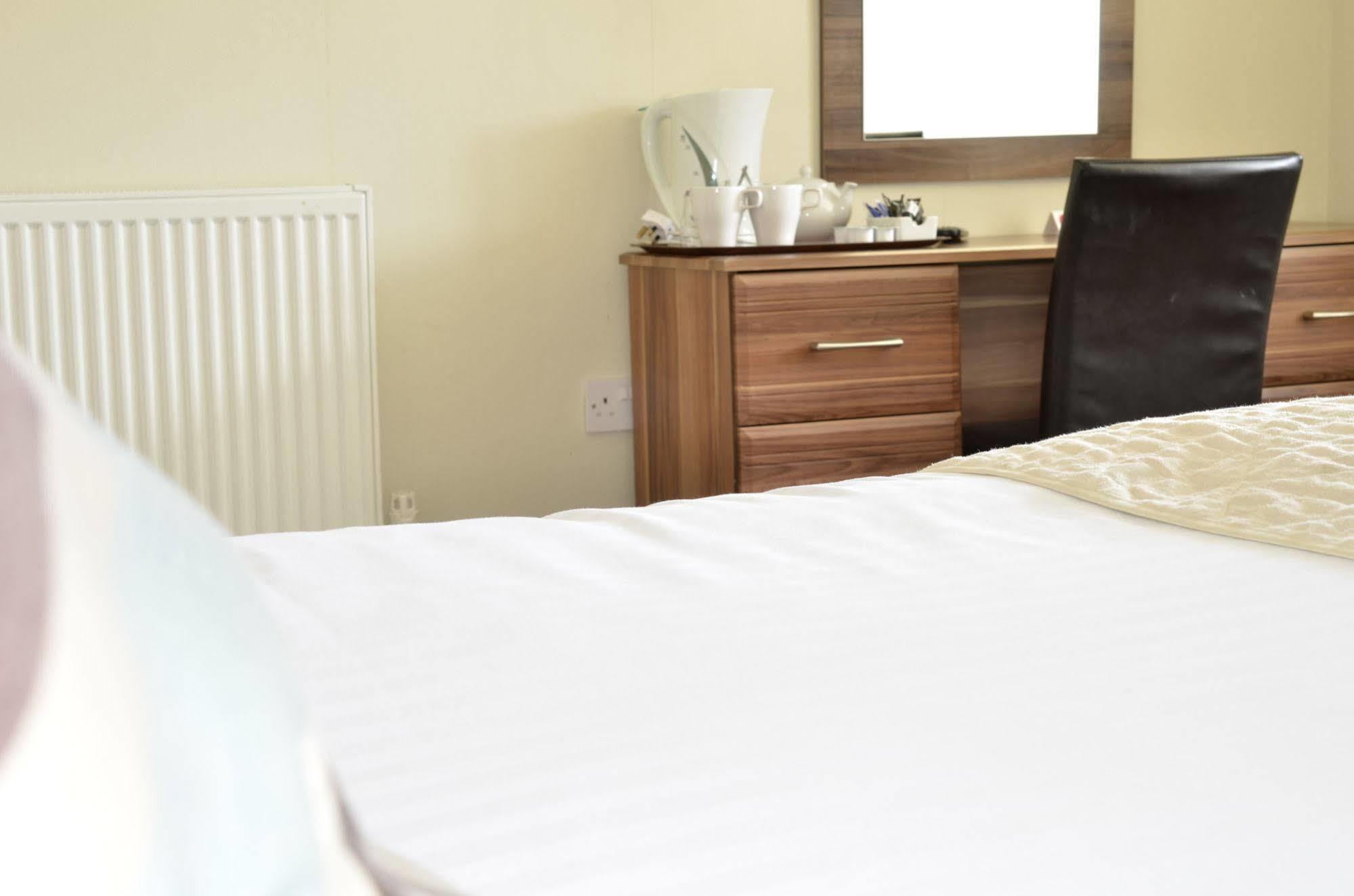 The Broadway Hotel Llandudno Bagian luar foto